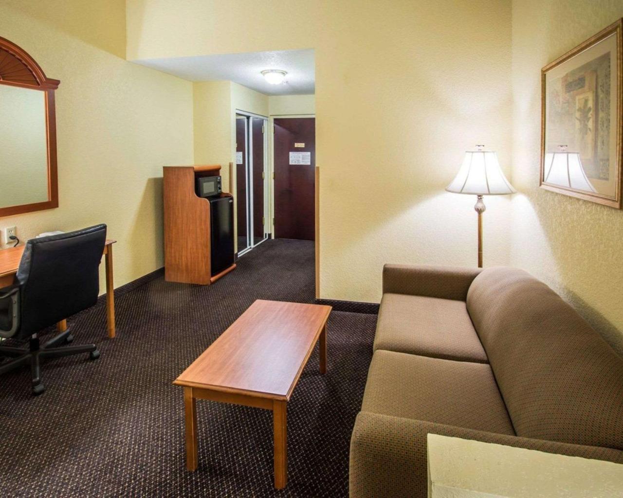 Comfort Inn & Suites Jupiter I-95 מראה חיצוני תמונה