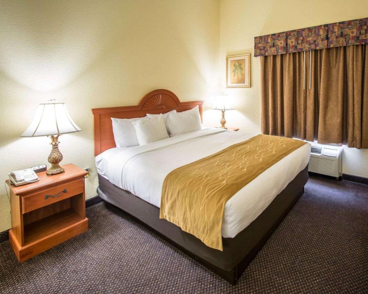 Comfort Inn & Suites Jupiter I-95 מראה חיצוני תמונה